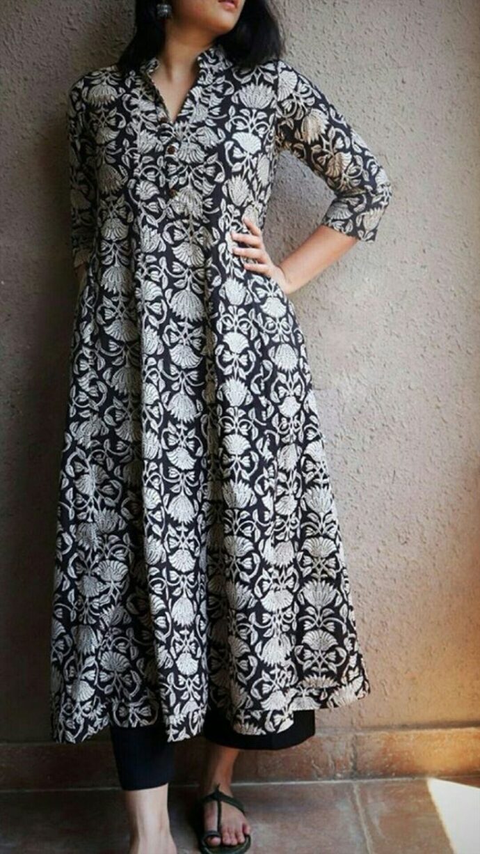 Bule Floral Printed Kurta
